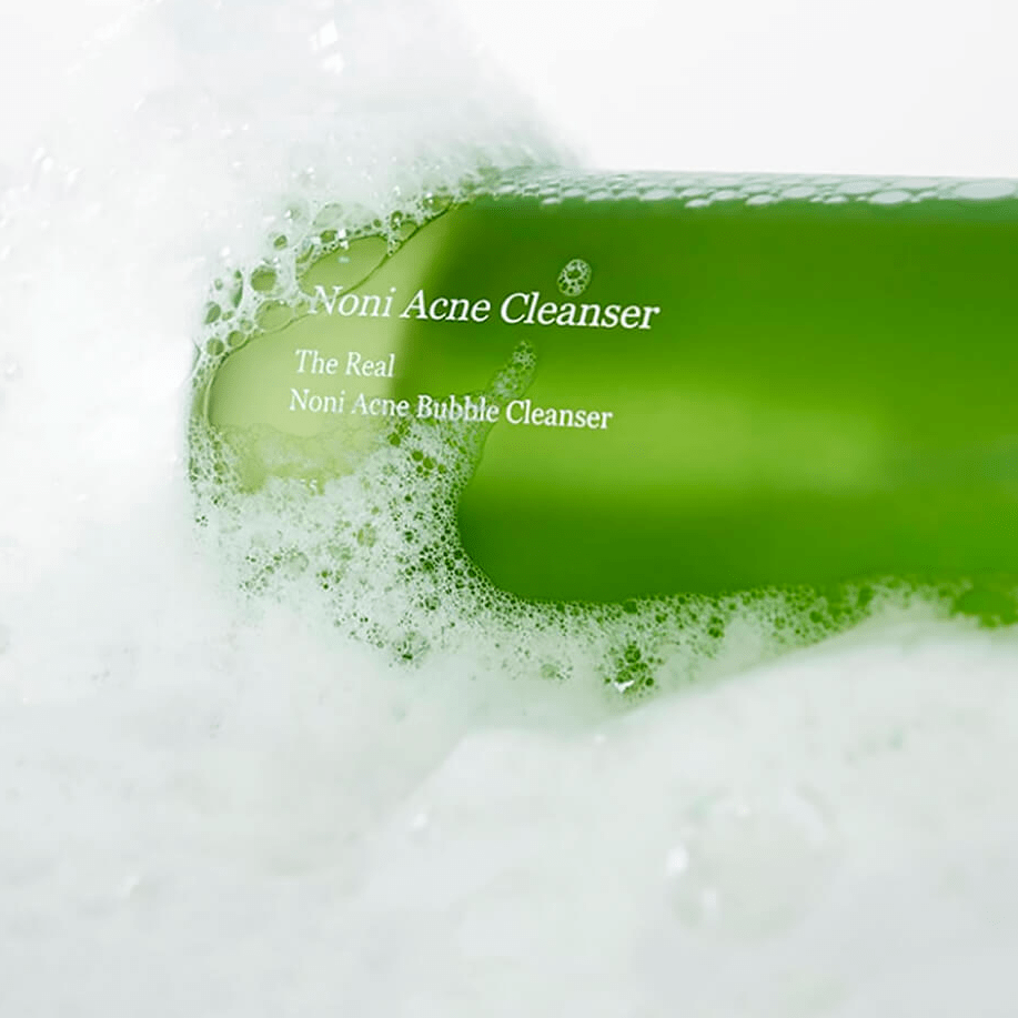 Мягкая очищающая пенка на основе нони Celimax The Real Noni Acne Bubble Cleanser