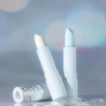 Зволожуючий бальзам для губ з глітером Unleashea Glacier Vegan Lip Balm