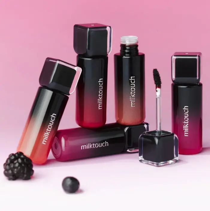 Тату-засіб для кольору губ Milk Touch Black Peel Off Lip Tattoo