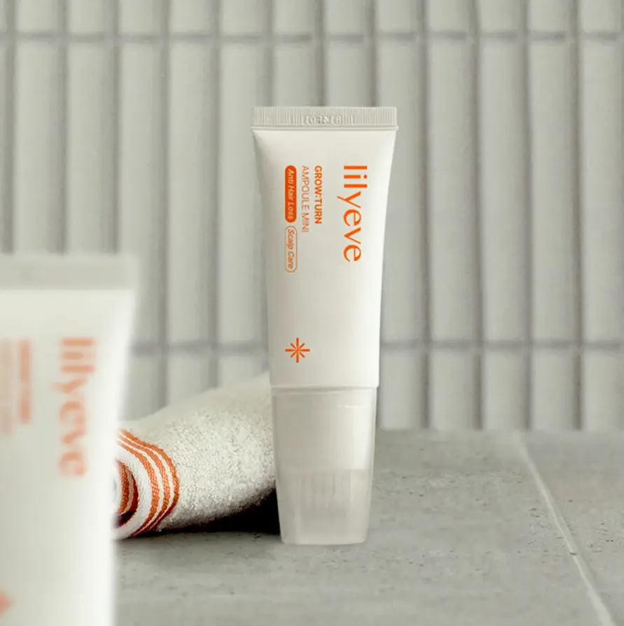 Міні версія ампула для стимулювання росту волосся зі щіточкою Lilyeve GROW:TURN Exosome Ampoule 30 мл