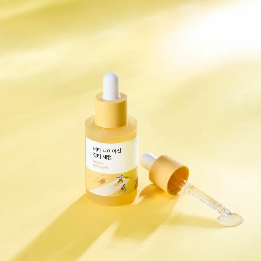 Освітлююча сироватка з вітаміном C та ніацинамідом Round Lab Vita Niacinamide Dark Spot Serum 30 мл